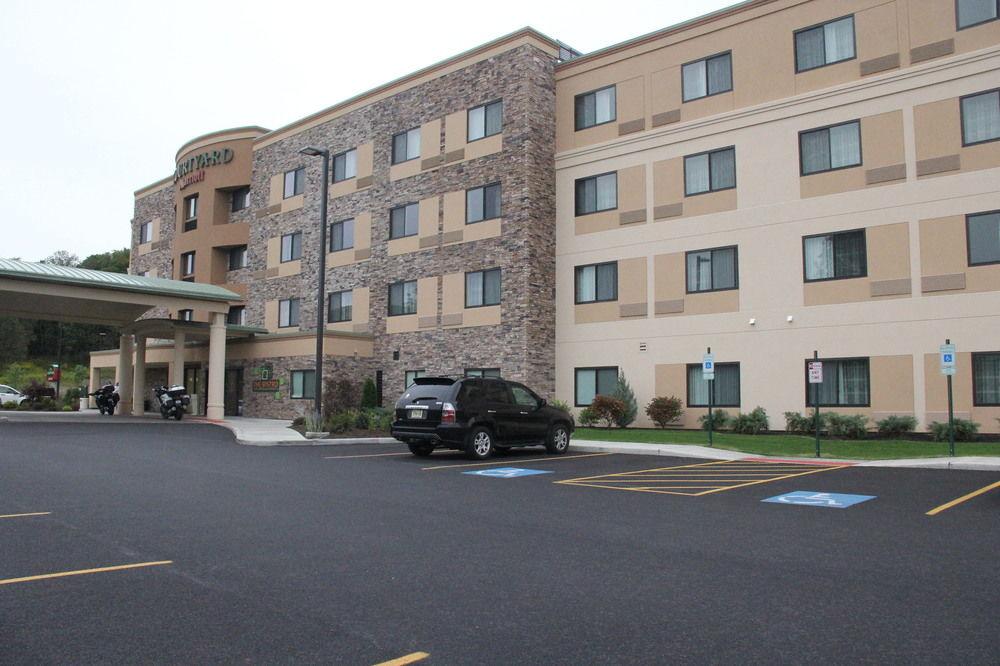 Готель Courtyard By Marriott Онеонта Екстер'єр фото