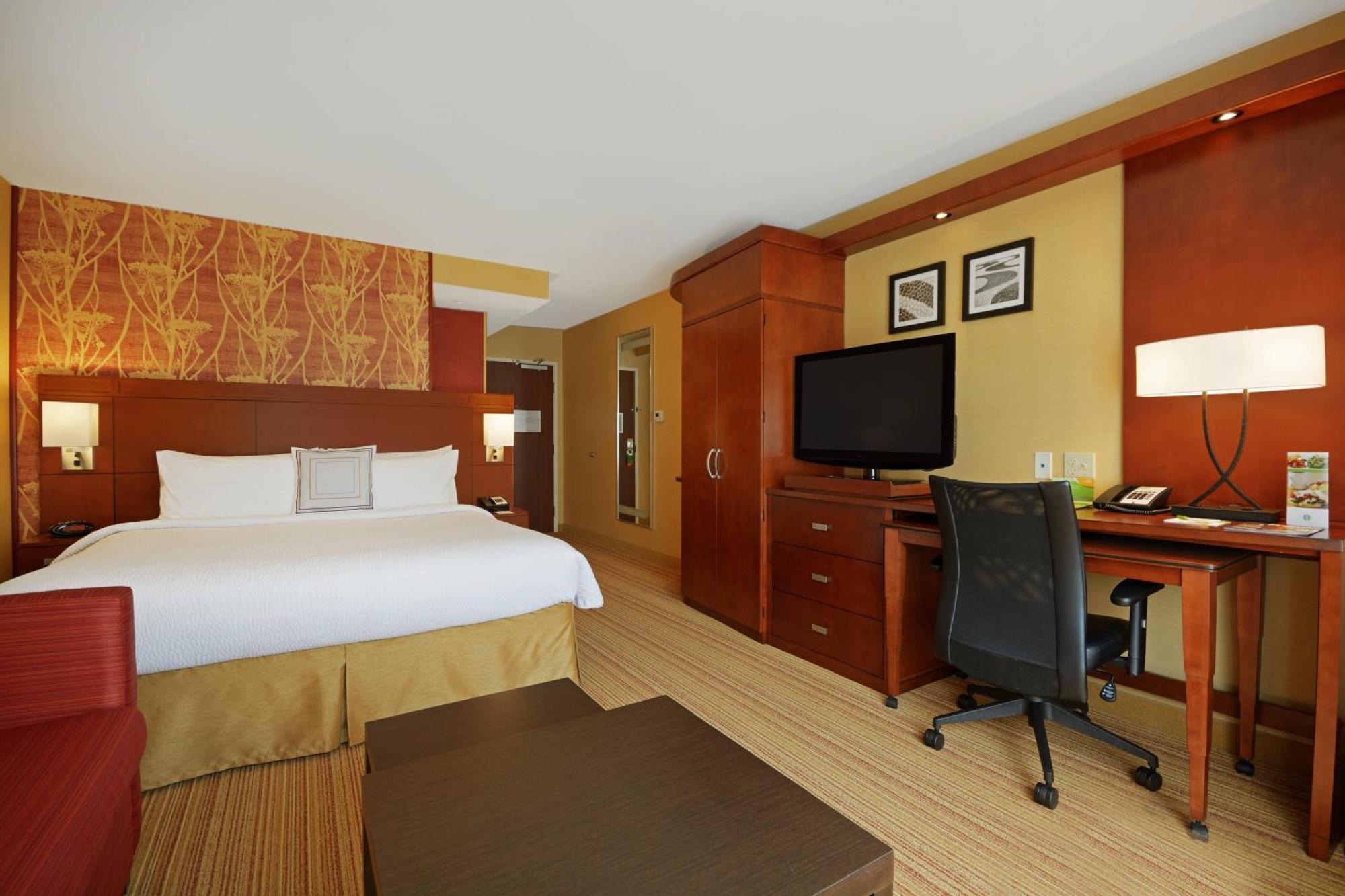 Готель Courtyard By Marriott Онеонта Екстер'єр фото