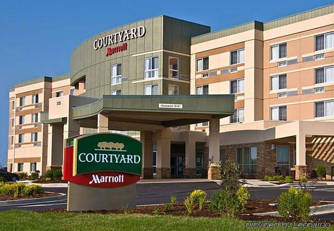 Готель Courtyard By Marriott Онеонта Екстер'єр фото